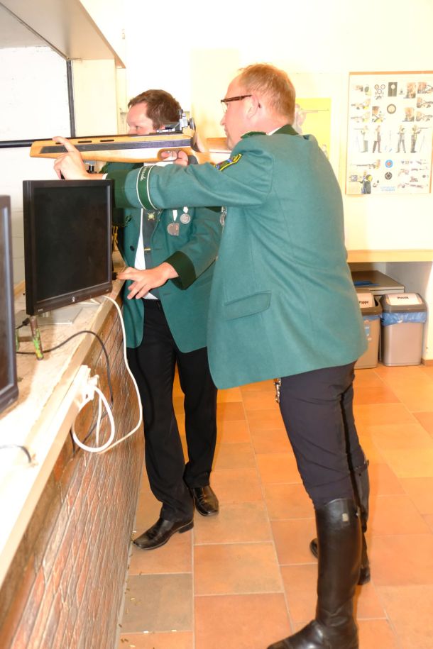 image161.jpg