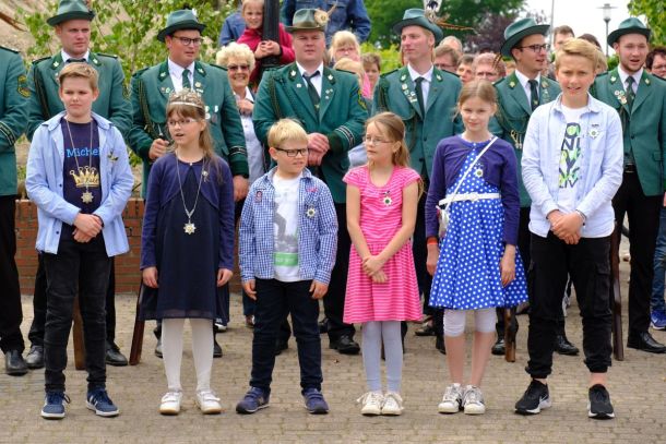 image143.jpg