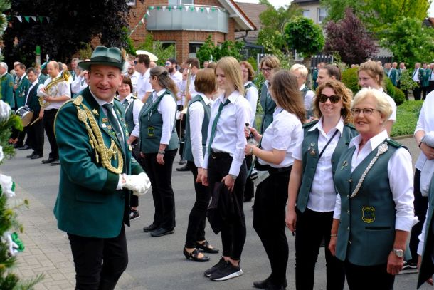 image133.jpg
